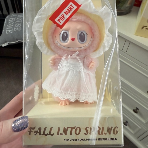 Pop Land Mokoko Fall into Spring plush pendant - Picture 1 of 4